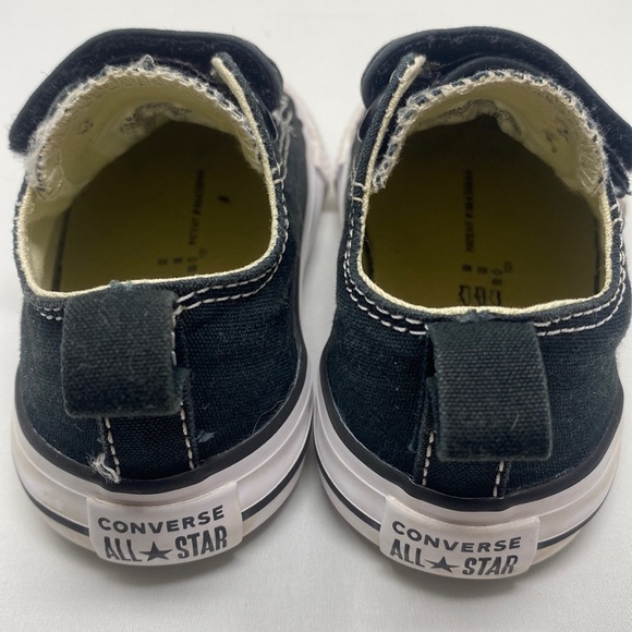 Converse Chuck Taylor All Star Black Easy-On Sneakers - Picture 6 of 11